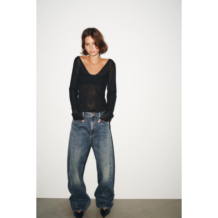 Полупрозрачный топ с длинным рукавом