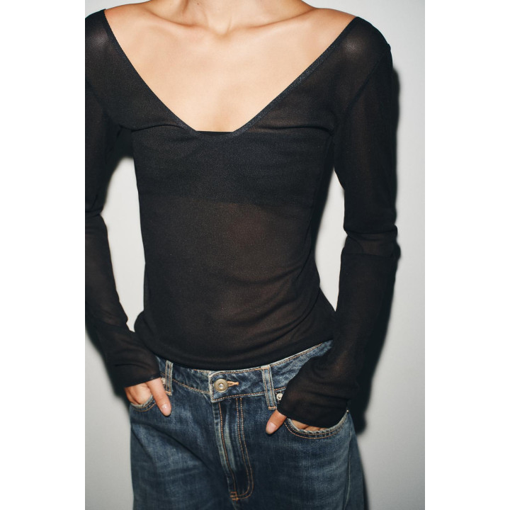 Полупрозрачный топ с длинным рукавом