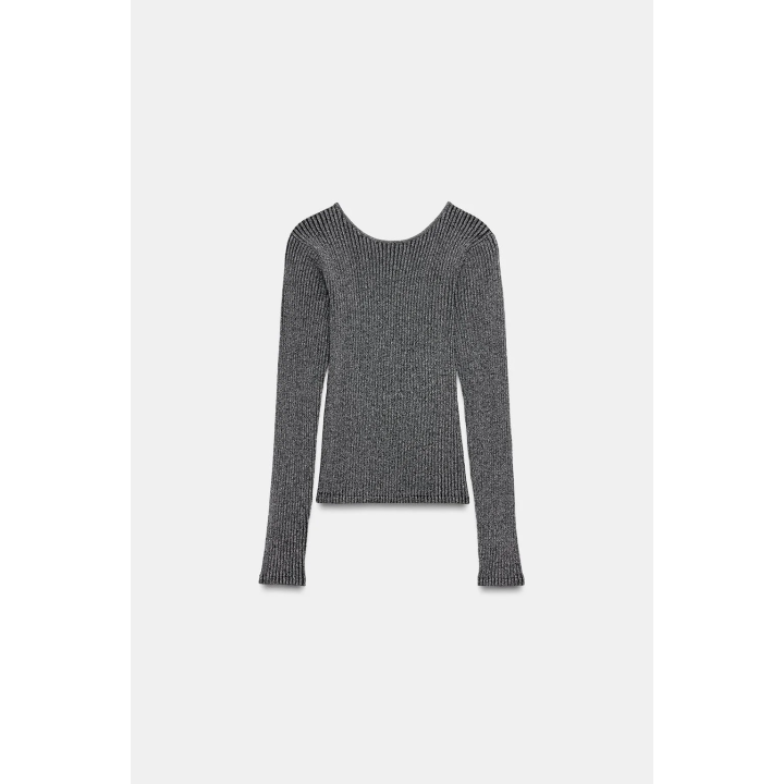 ТОП С ОТКРЫТОЙ СПИНОЙ И МЕТАЛЛИЗИРОВАННОЙ НИТЬЮ