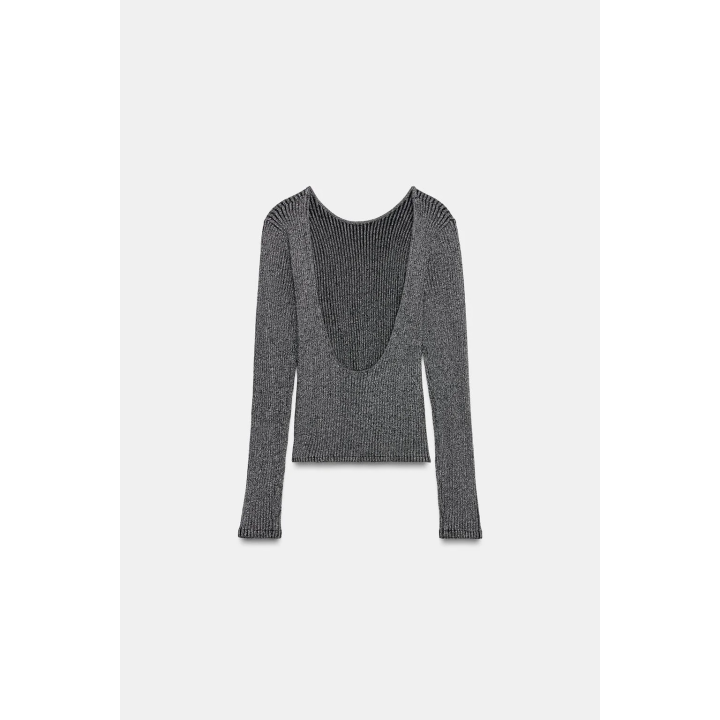 ТОП С ОТКРЫТОЙ СПИНОЙ И МЕТАЛЛИЗИРОВАННОЙ НИТЬЮ