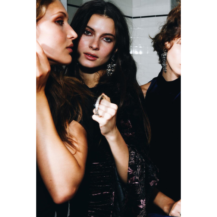 БАРХАТНОЕ ПЛАТЬЕ СО СБОРКАМИ