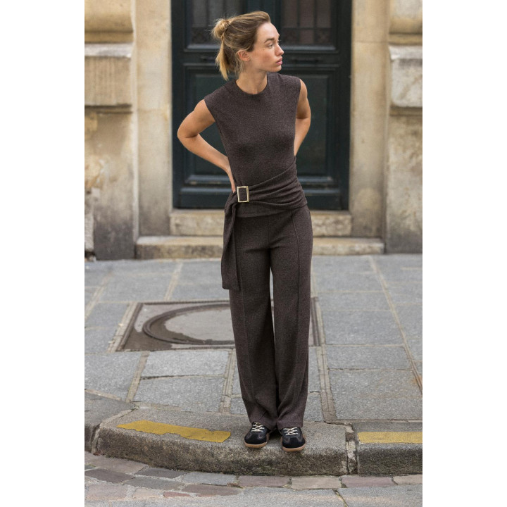 МЯГКИЙ ТОП С ПРЯЖКОЙ