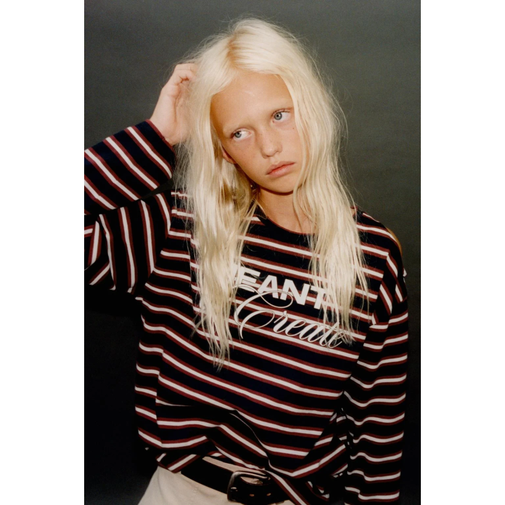 ФУТБОЛКА В ПОЛОСКУ С ВЫРЕЗАМИ