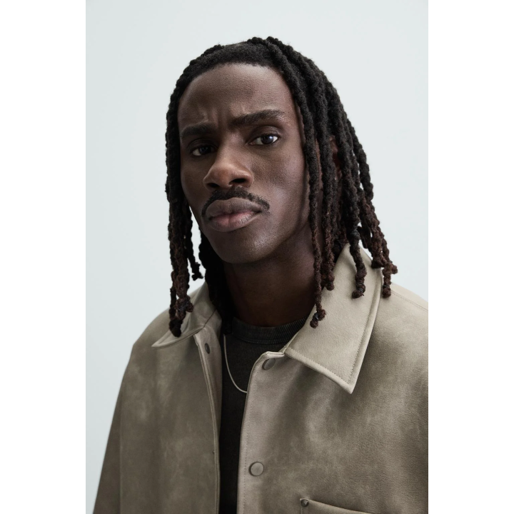 КУРТКА-РУБАШКА ИЗ ИСКУССТВЕННОЙ КОЖИ