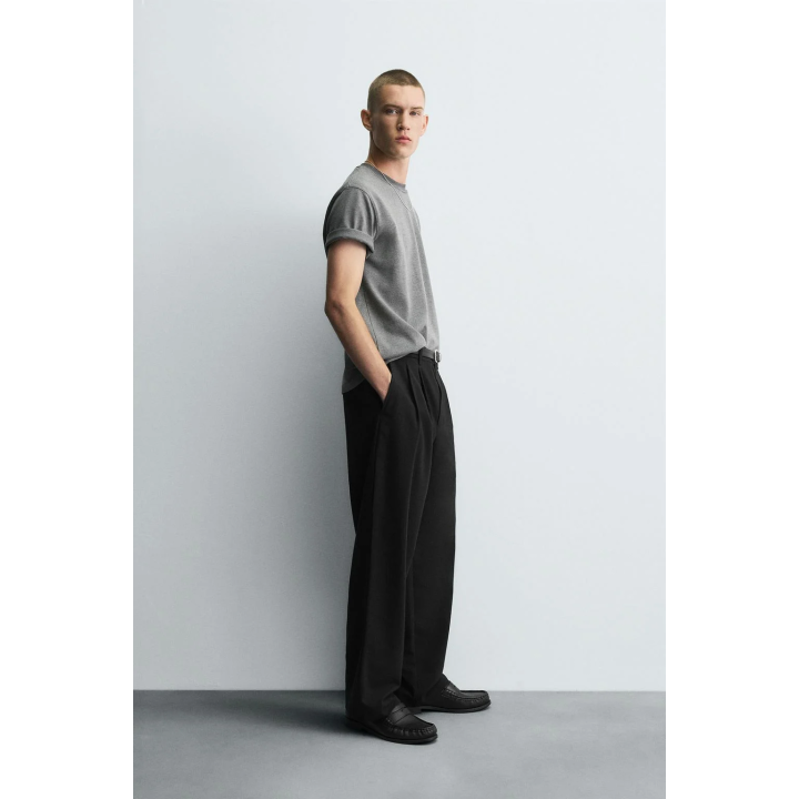 БРЮКИ WIDE FIT СО СКЛАДКАМИ