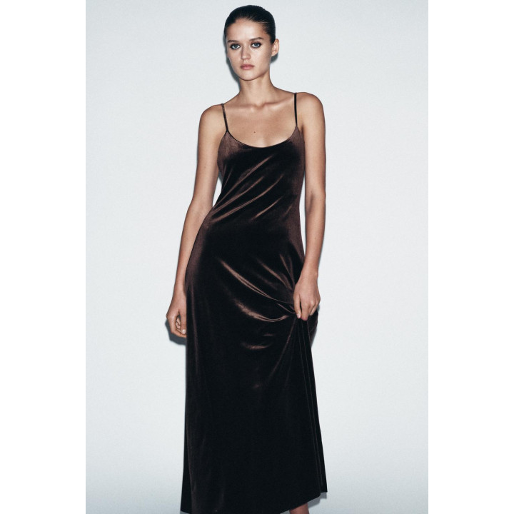 ДЛИННОЕ БАРХАТНОЕ ПЛАТЬЕ