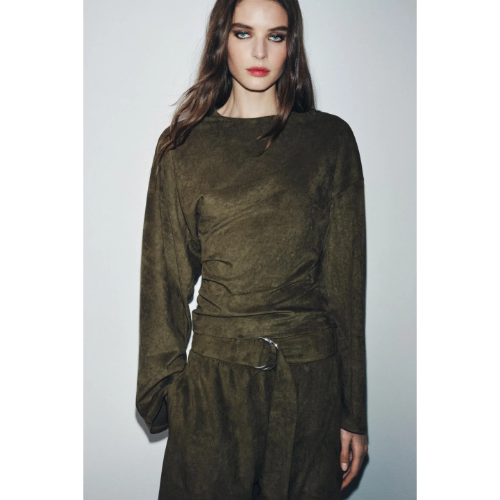 ТОП ИЗ ИСКУССТВЕННОЙ ЗАМШИ С ДРАПИРОВКОЙ