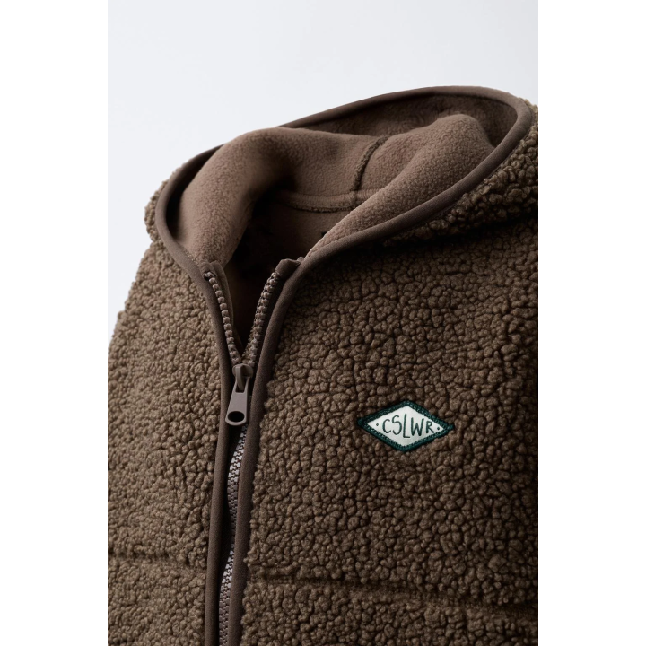 Куртка из искусственного меха с капюшоном zara