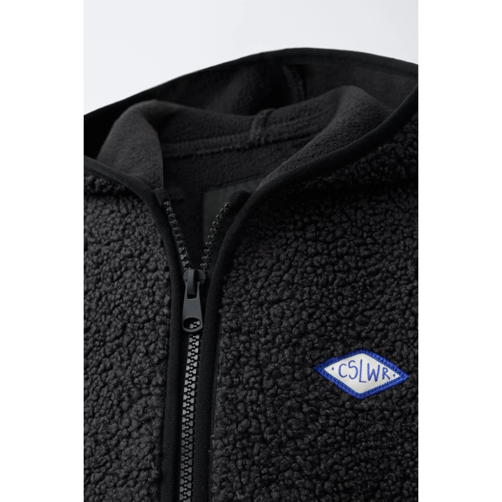 КУРТКА ИЗ ИСКУССТВЕННОЙ ОВЧИНЫ С КАПЮШОНОМ