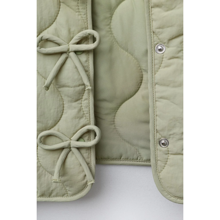 СТЕГАНАЯ КУРТКА С ЛЕНТАМИ