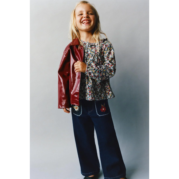 КУРТКА С ЛАКИРОВАННЫМ ЭФФЕКТОМ