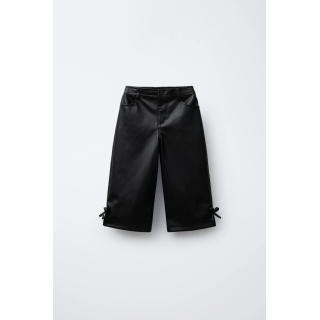 ПРЯМЫЕ БРЮКИ ПОД КОЖУ С ЛЕНТАМИ