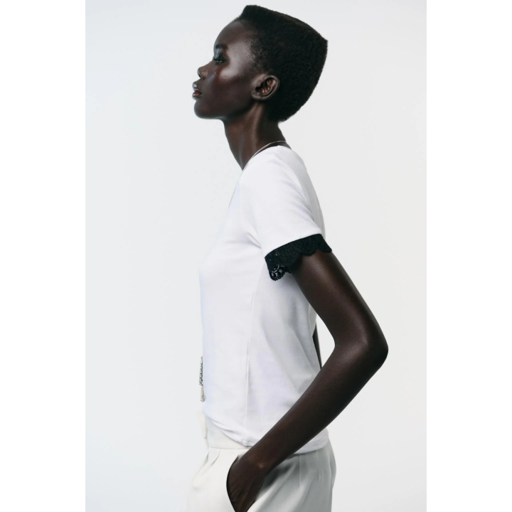 ФУТБОЛКА С КРУЖЕВНЫМИ РУКАВАМИ