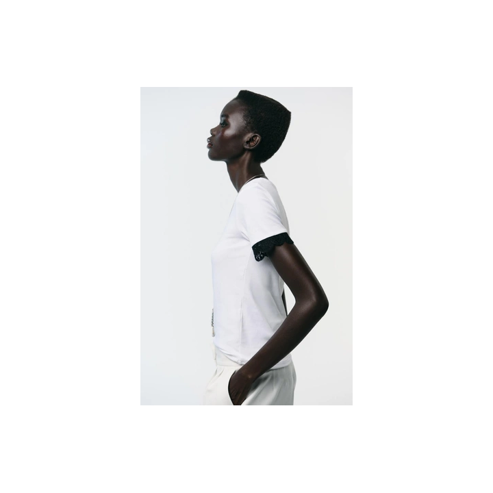 ФУТБОЛКА С КРУЖЕВНЫМИ РУКАВАМИ