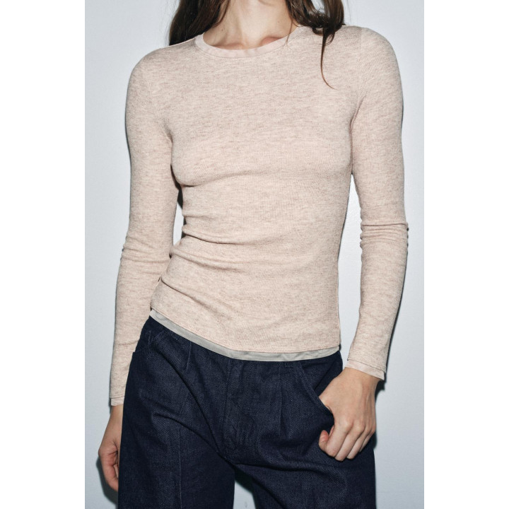 ФУТБОЛКА С ТЮЛЕВОЙ ОТДЕЛКОЙ