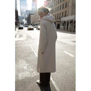 ПАЛЬТО ИЗ МЯГКОЙ ТКАНИ С КАПЮШОНОМ