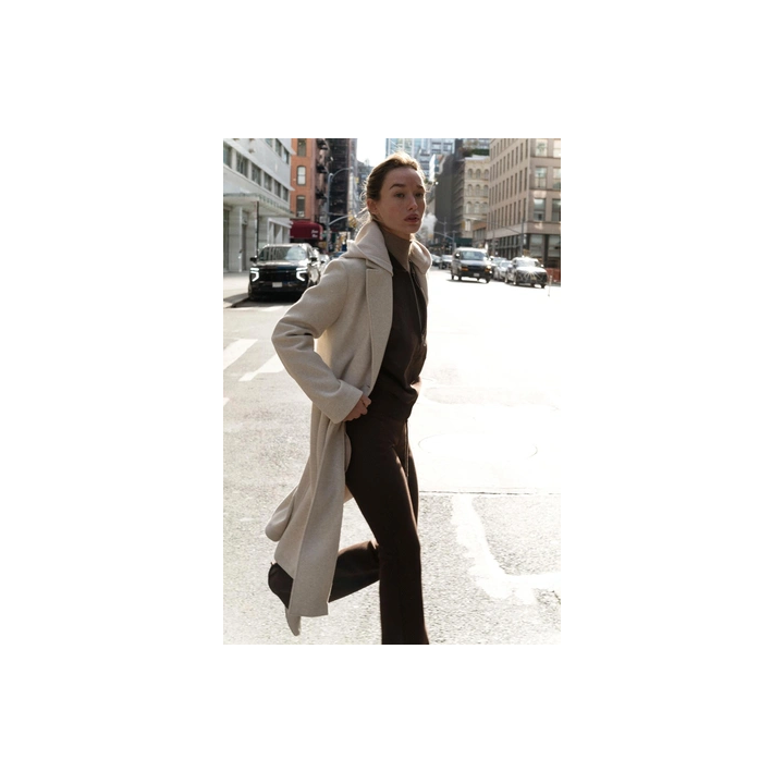 ПАЛЬТО ИЗ МЯГКОЙ ТКАНИ С КАПЮШОНОМ