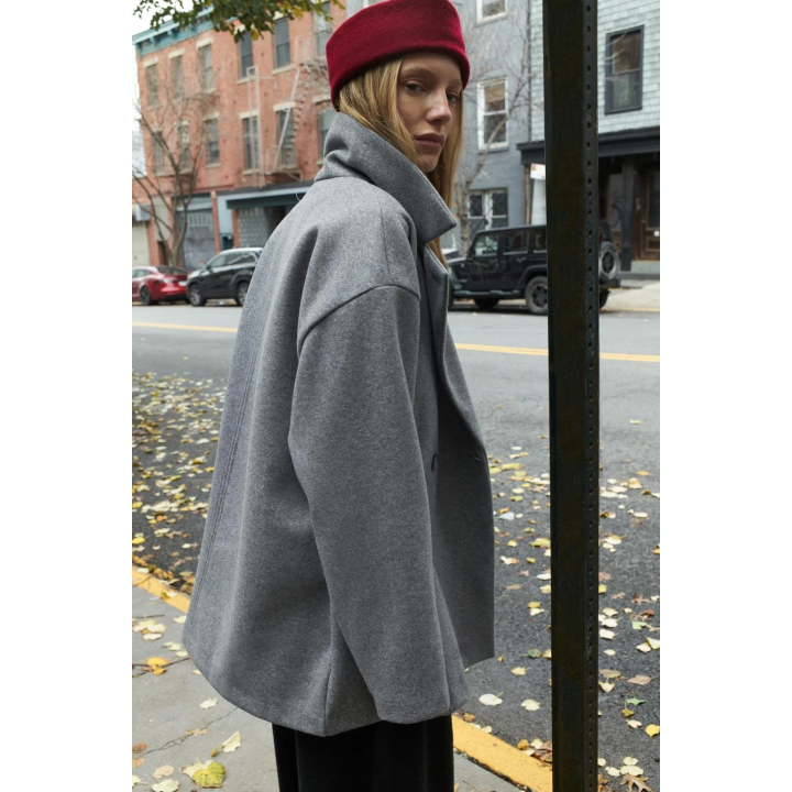 Пальто мягкое двубортное