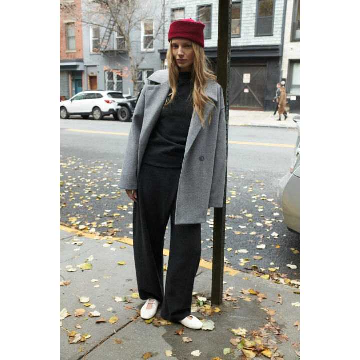 Пальто мягкое двубортное