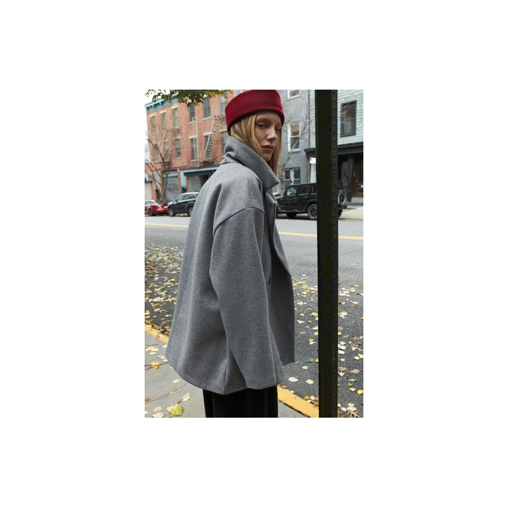 Пальто мягкое двубортное