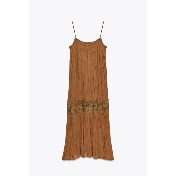 ЖАТОЕ ПЛАТЬЕ С ВЫШИВКОЙ — ZW COLLECTION