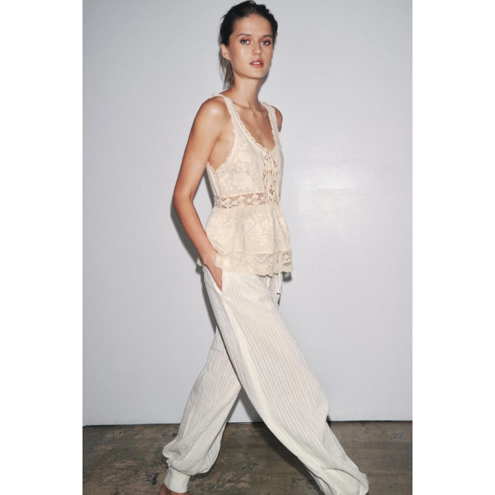 РОМАНТИЧНЫЙ ТОП С ВЫШИВКОЙ — ZW COLLECTION