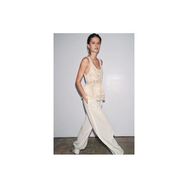 РОМАНТИЧНЫЙ ТОП С ВЫШИВКОЙ — ZW COLLECTION