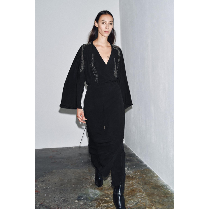 ПЛАТЬЕ С ВЫШИВКОЙ И БУСИНАМИ — ZW COLLECTION