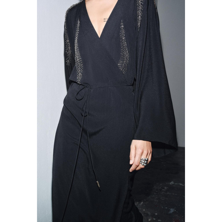 ПЛАТЬЕ С ВЫШИВКОЙ И БУСИНАМИ — ZW COLLECTION