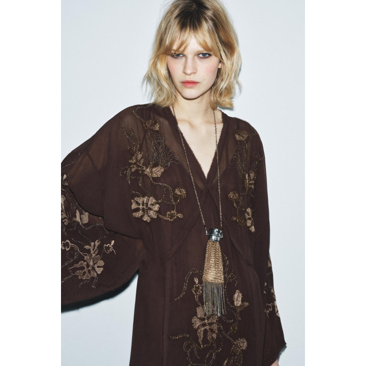 ПЛАТЬЕ С ВЫШИВКОЙ И БУСИНАМИ ИЗ ОГРАНИЧЕННОЙ СЕРИИ ZW COLLECTION