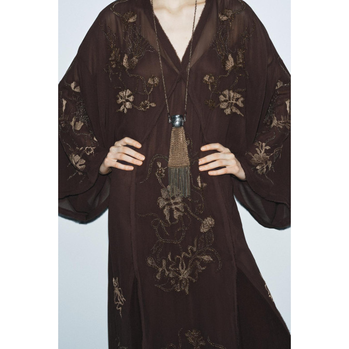 ПЛАТЬЕ С ВЫШИВКОЙ И БУСИНАМИ ИЗ ОГРАНИЧЕННОЙ СЕРИИ ZW COLLECTION