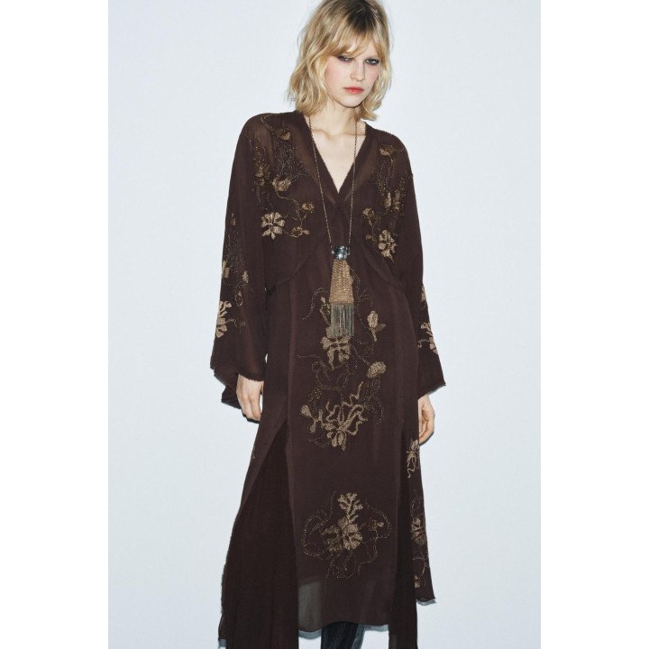 ПЛАТЬЕ С ВЫШИВКОЙ И БУСИНАМИ ИЗ ОГРАНИЧЕННОЙ СЕРИИ ZW COLLECTION