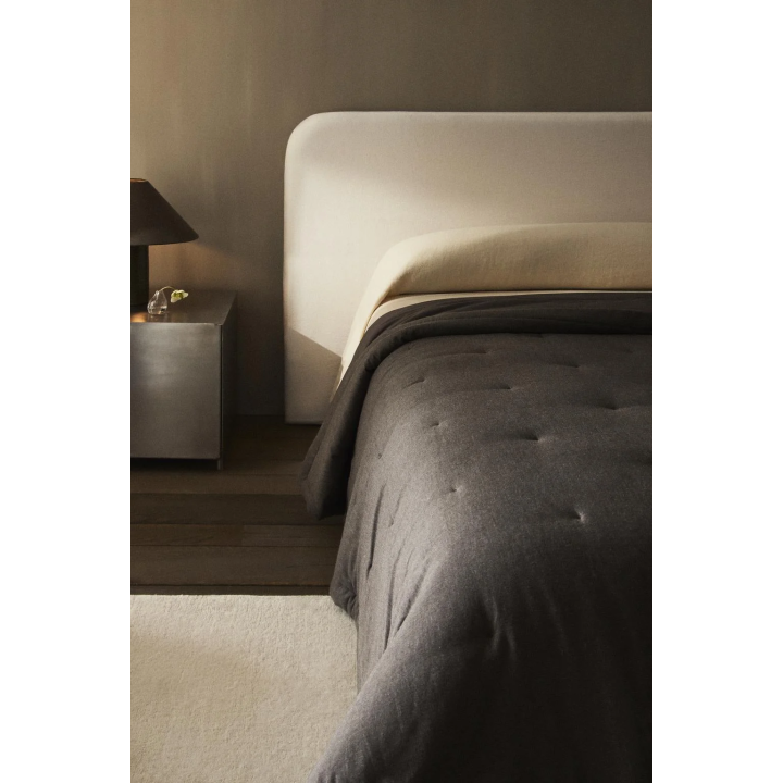 COTTON AND CASHMERE QUILT