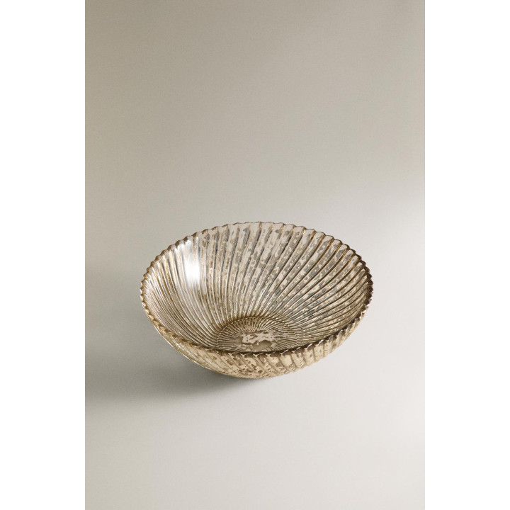 Блестящая стеклянная рождественская чаша