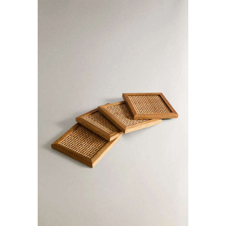 PACK OF WOODEN COASTERS (PACK OF 4)