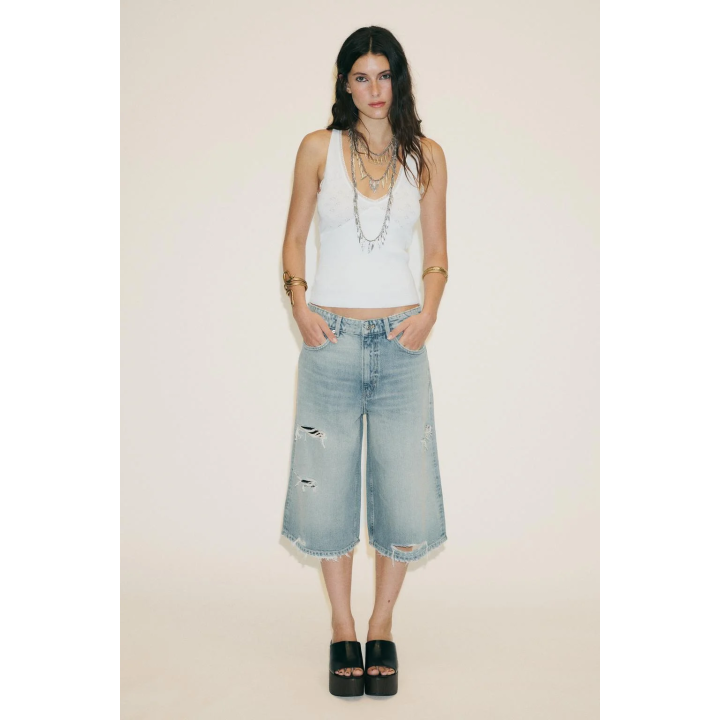 Джинсы-бермуды trf baggy с потертостями