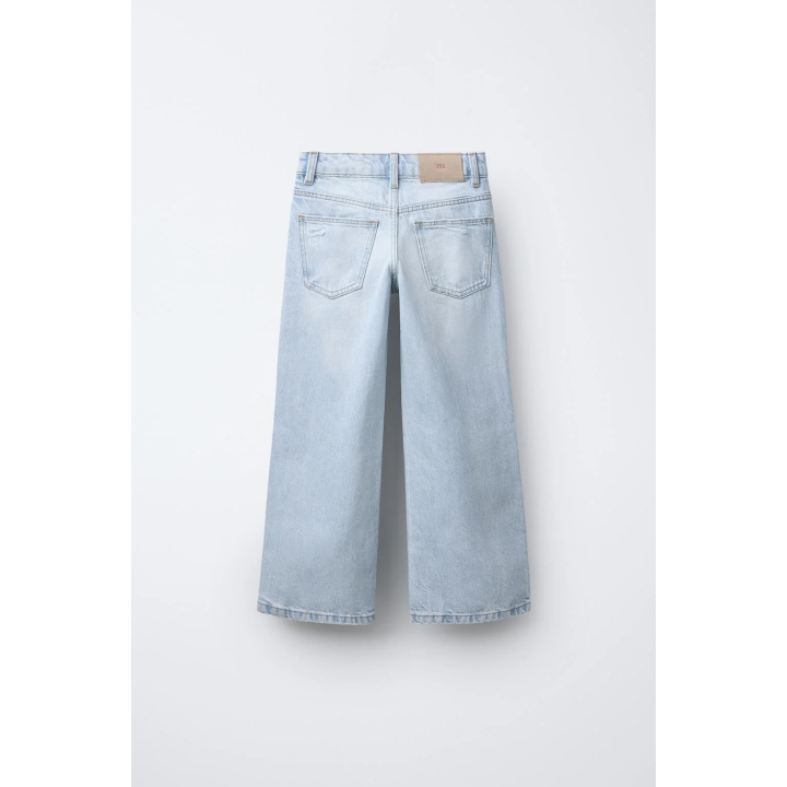 ДЖИНСЫ С ШИРОКИМИ ШТАНИНАМИ И РАЗРЕЗАМИ