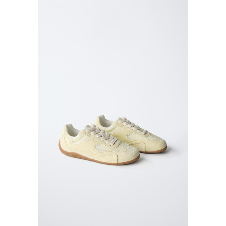 КРОССОВКИ В ПАСТЕЛЬНЫХ ТОНАХ