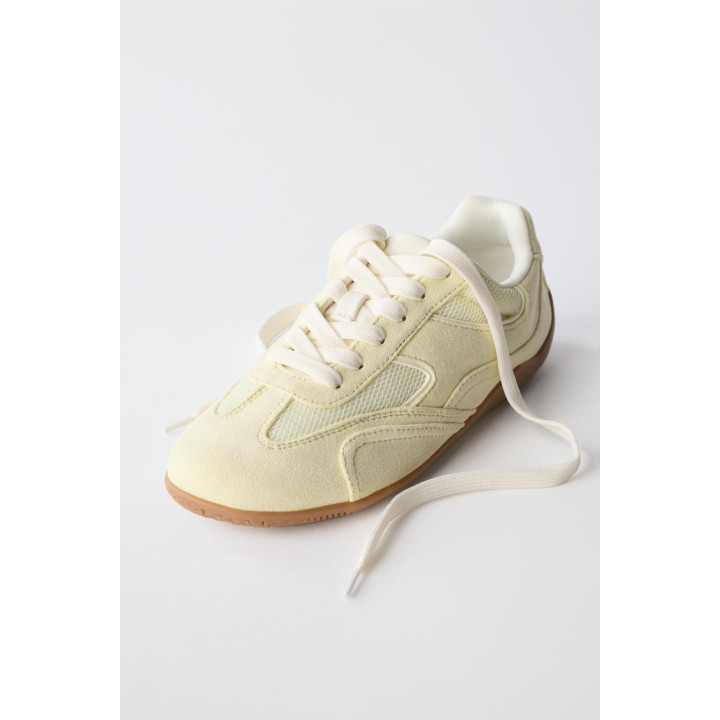 КРОССОВКИ В ПАСТЕЛЬНЫХ ТОНАХ