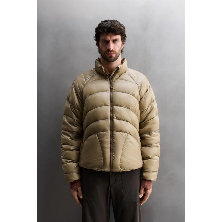 УПАКОВЫВАЕМЫЙ ПУХОВИК ИЗ 100% ПЕРА