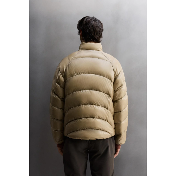 УПАКОВЫВАЕМЫЙ ПУХОВИК ИЗ 100% ПЕРА