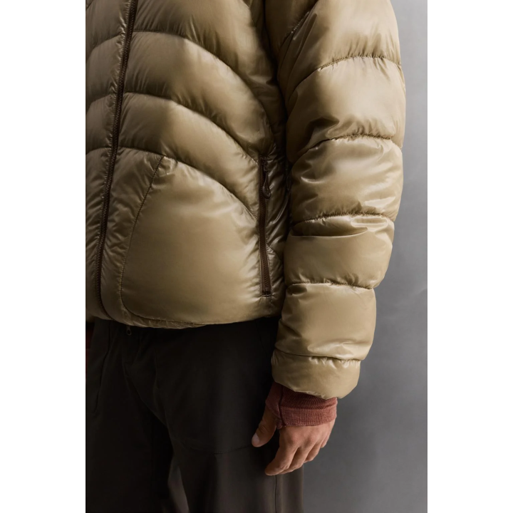 УПАКОВЫВАЕМЫЙ ПУХОВИК ИЗ 100% ПЕРА