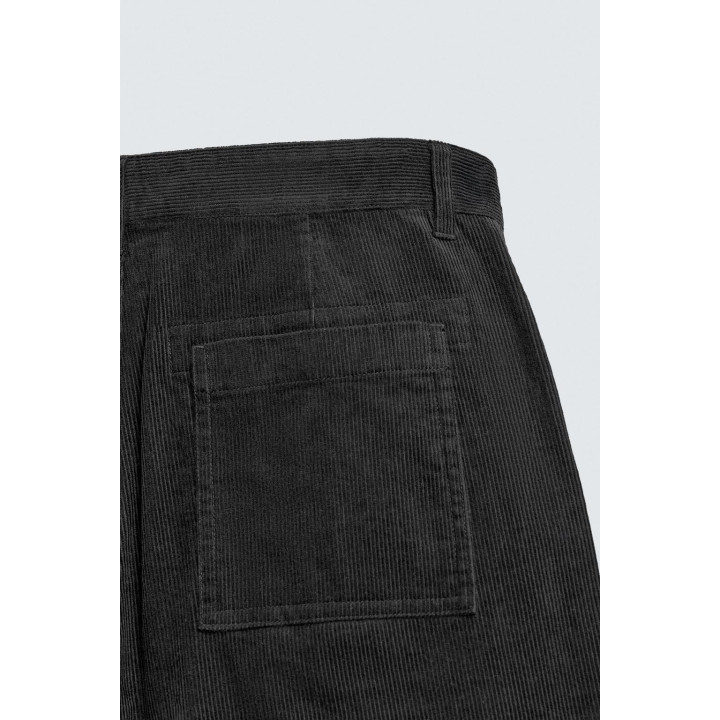 Брюки из вельвета с расклешенными штанинами