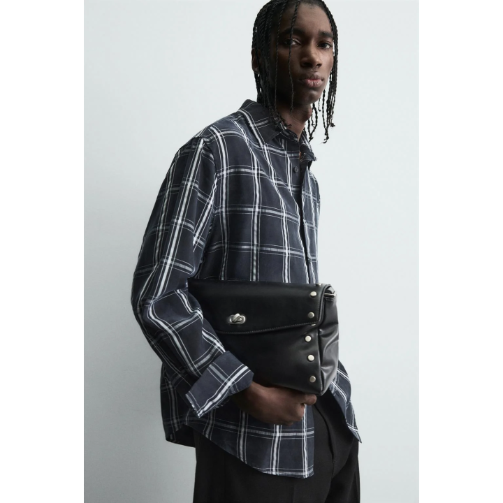 РУБАШКА СТРУЯЩЕГОСЯ ПОКРОЯ В КЛЕТКУ