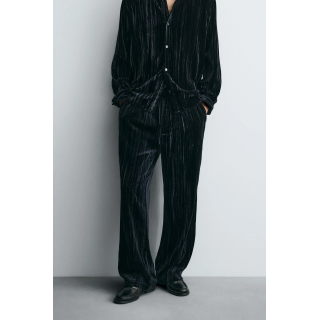 Брюки из вельвета с защипами