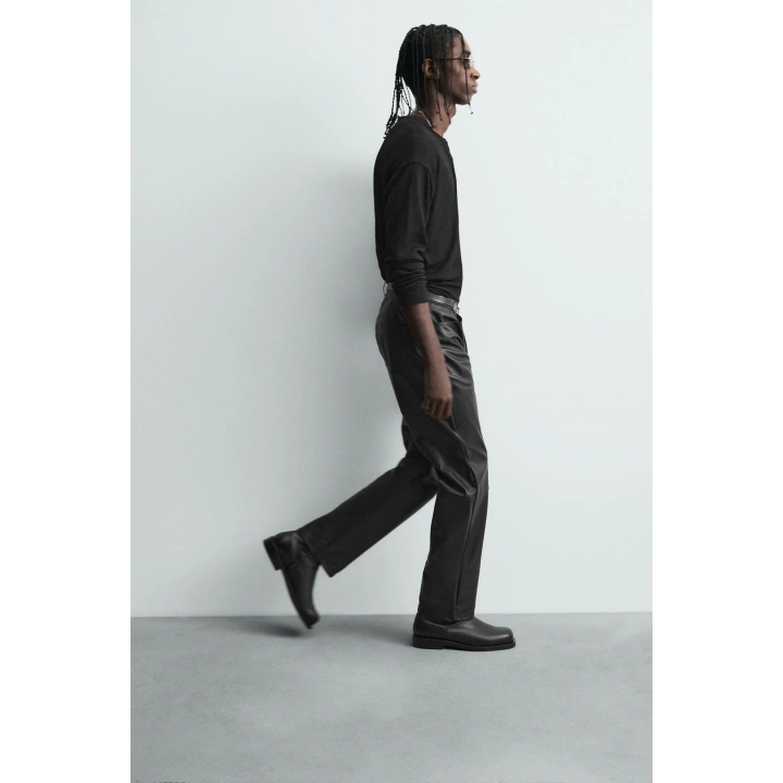 БРЮКИ STRAIGHT FIT ИЗ ИСКУССТВЕННОЙ КОЖИ