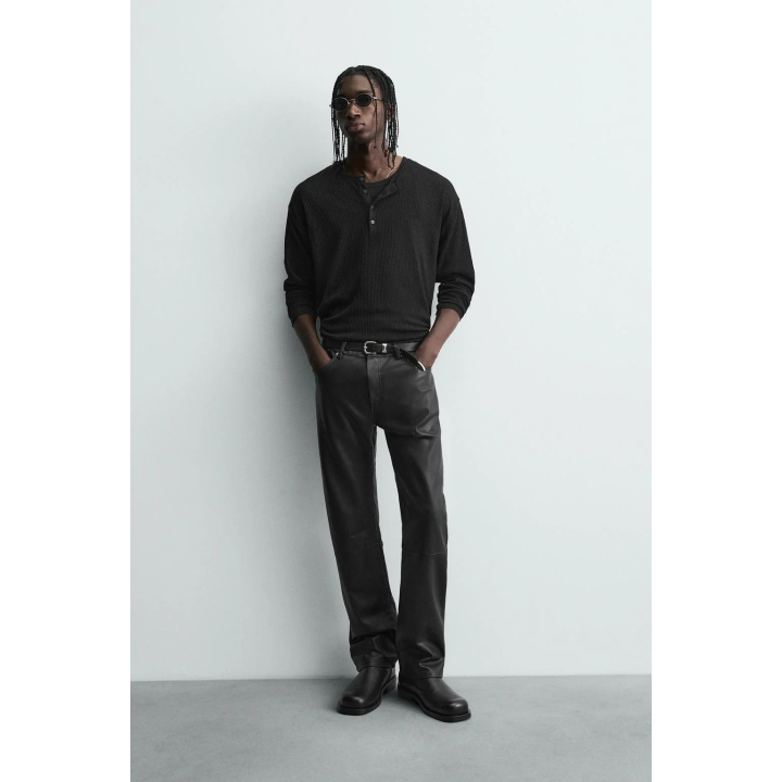 БРЮКИ STRAIGHT FIT ИЗ ИСКУССТВЕННОЙ КОЖИ