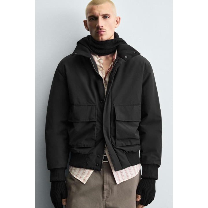 Пуховик с водоотталкивающей отделкой