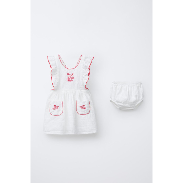 ПЛАТЬЕ И ТРУСИКИ В СТИЛЕ РУСТИК С ВЫШИВКОЙ В ВИДЕ ЦВЕТОВ