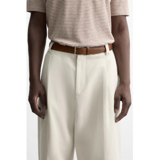 КОЖАНЫЙ РЕМЕНЬ С ДЕКОРАТИВНОЙ СТРОЧКОЙ